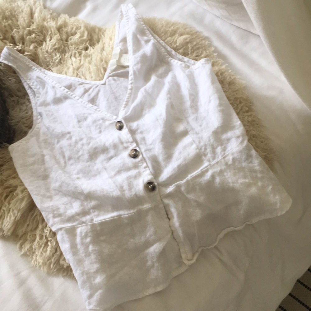 White peplum tank